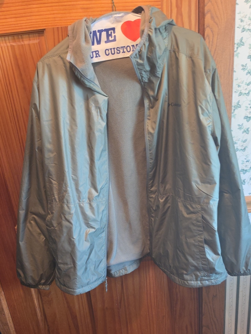 Columbia Men's Olive Green Lightweight Hooded Jacket
